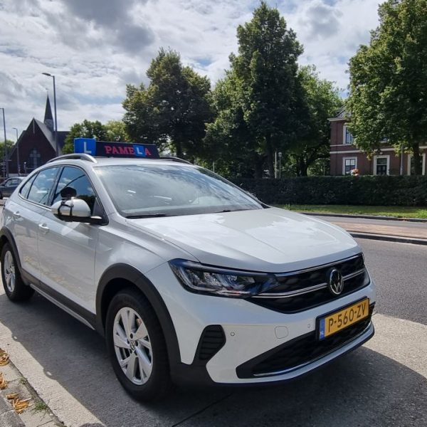 onze nieuwe lesauto